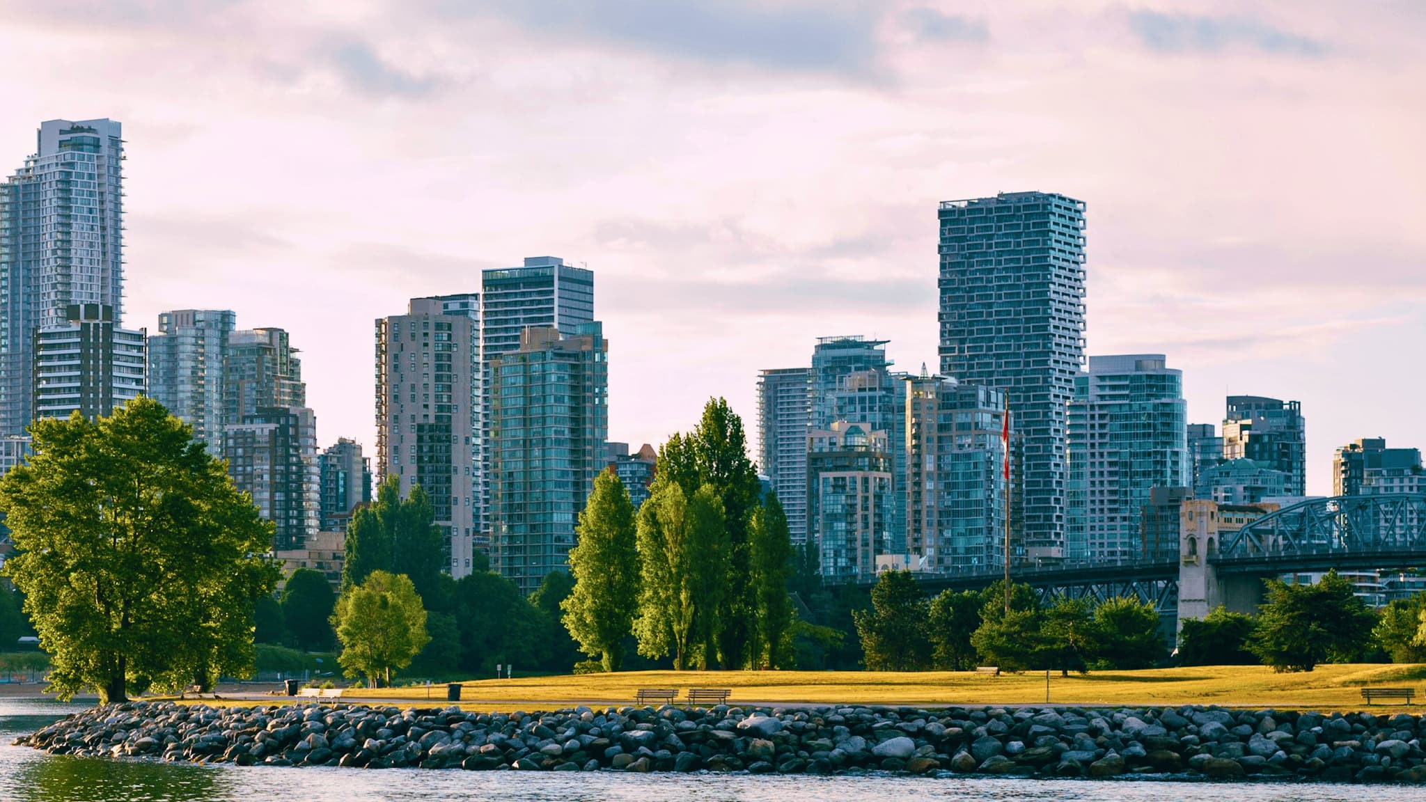 Vancouver condo buildings for coordinated heat pump replacement group pricing